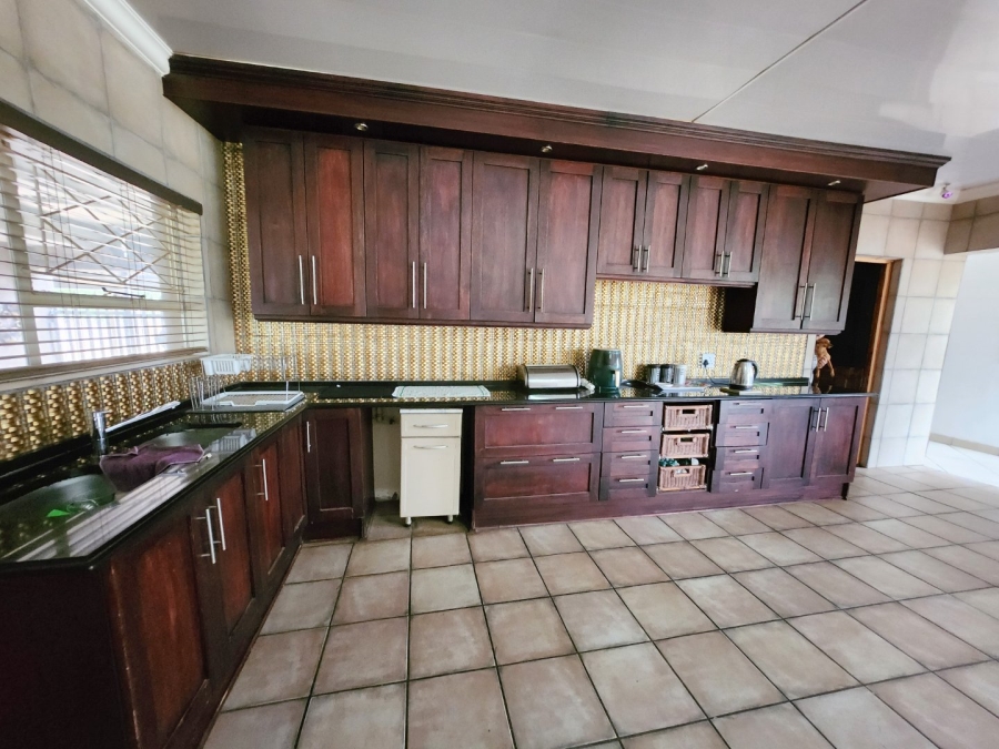 4 Bedroom Property for Sale in Stilfontein Ext 4 North West